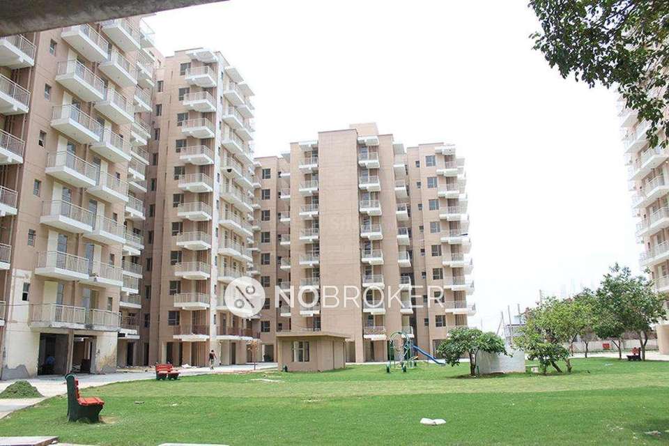 2 BHK Flat In Happy Homes Adore for Rent  In Sector 86