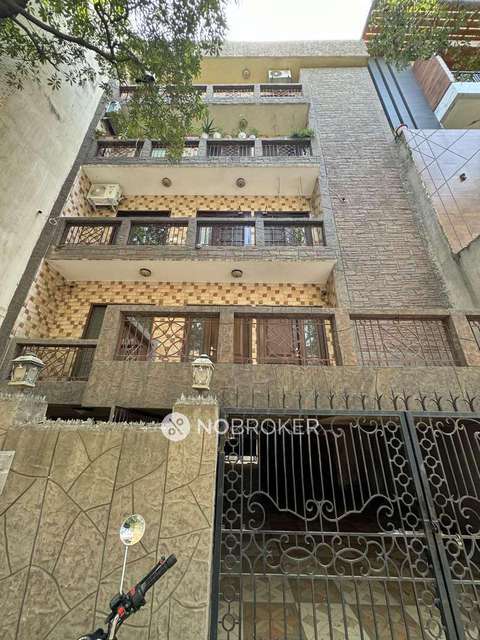 2 BHK House For Sale  In  Patel Nagar