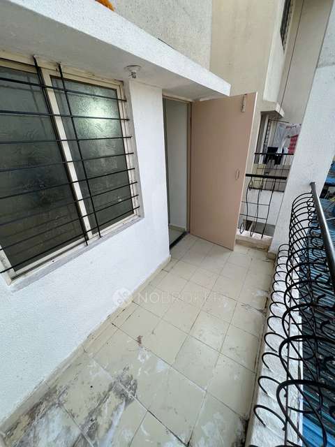 1 BHK Flat In Nilesh Prestige For Sale  In Hadapsar