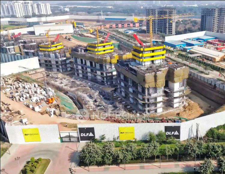 4 BHK Flat In Dlf Privana West For Sale  In Sector 76