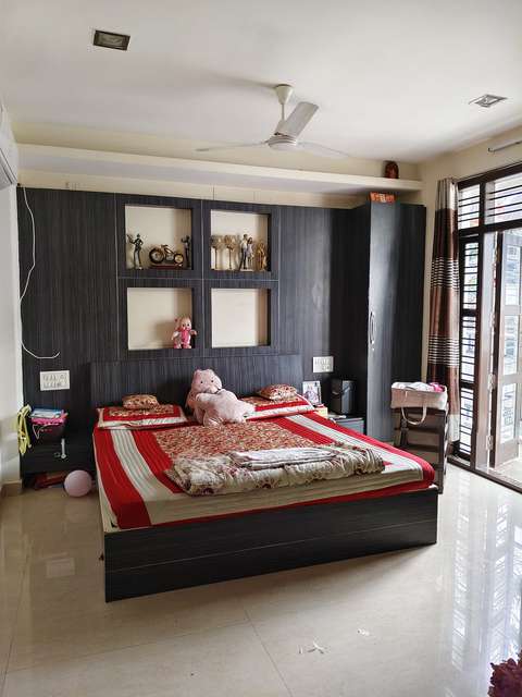 4+ BHK Flat In Shankar Residency  For Sale  In Vishweshwarapura