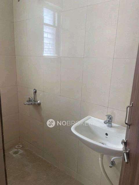 1 BHK Flat In Skyi Pelican For Sale  In Ambadwet