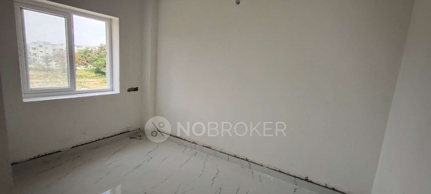 2 BHK Flat In Tulip Homes For Sale  In Gundlapochampalli