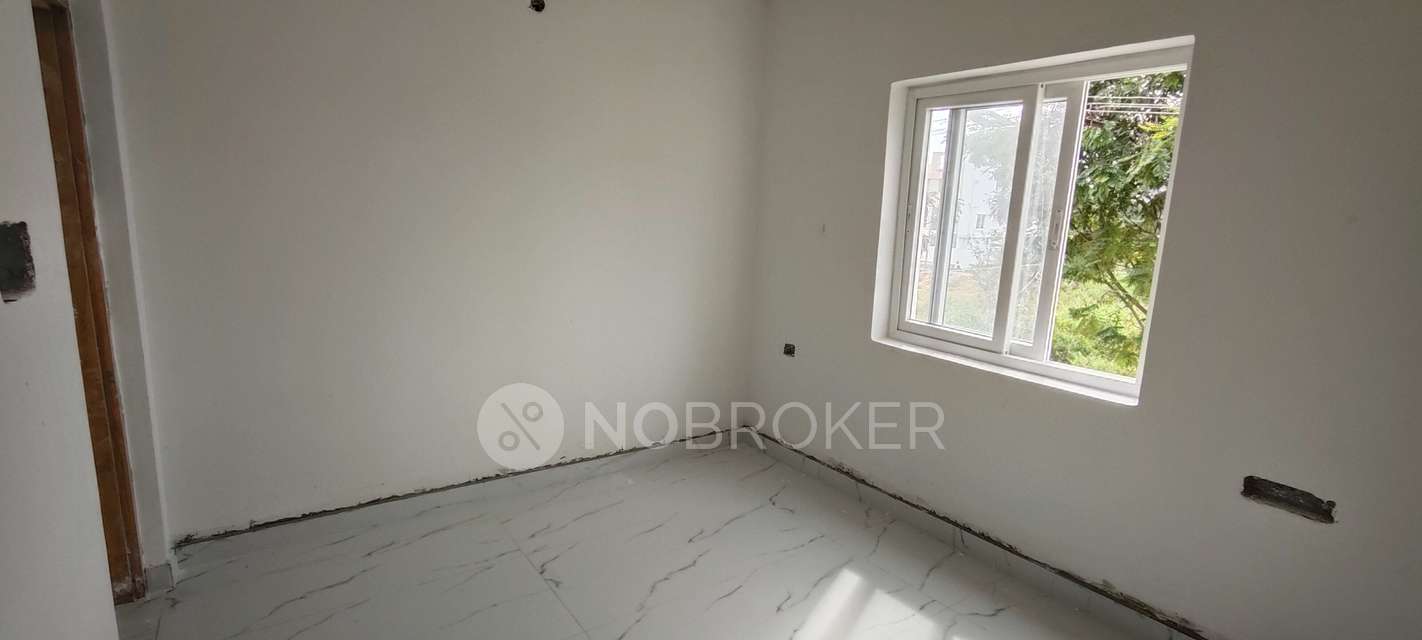 2 BHK Flat In Tulip Homes For Sale  In Gundlapochampalli