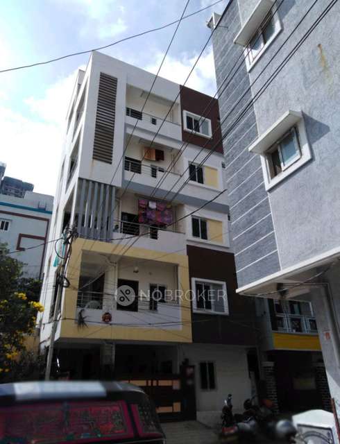 1 BHK Flat In Standalone Buiding  for Rent  In Hitec City