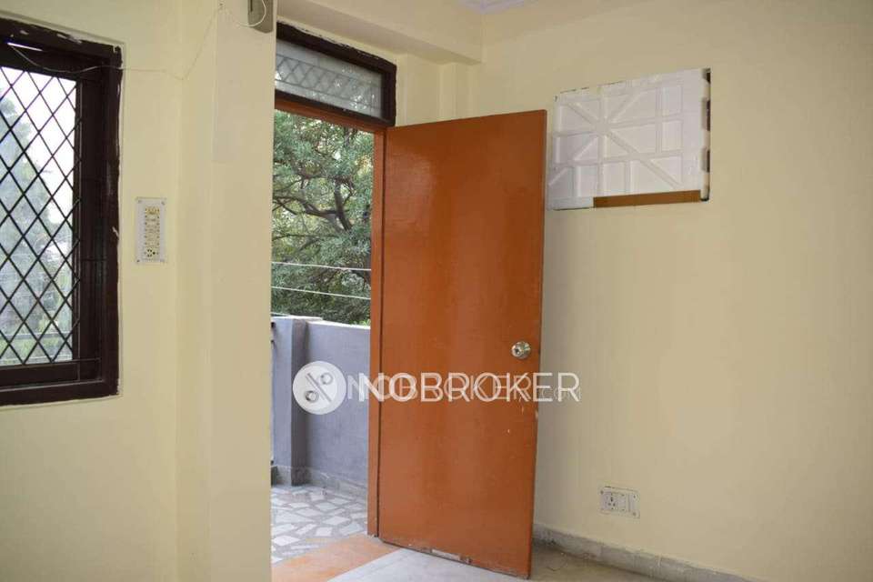 3 BHK Flat In Everest Apartments For Sale  In Kalkaji