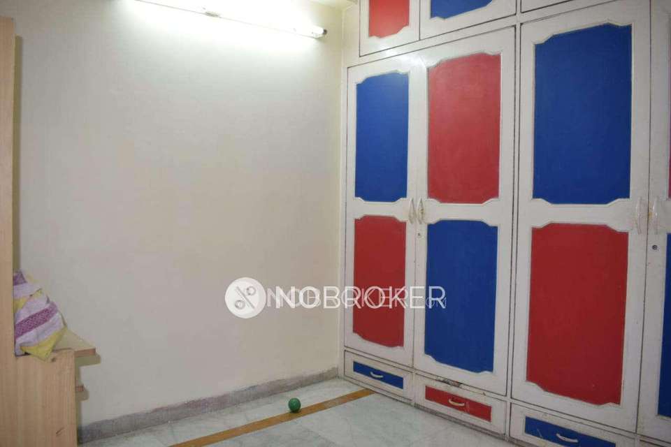 3 BHK Flat In Everest Apartments For Sale  In Kalkaji