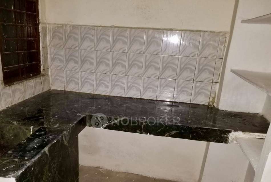 1 BHK Flat In Sai Praveen Kuteer, Begumpet For Sale  In Begumpet