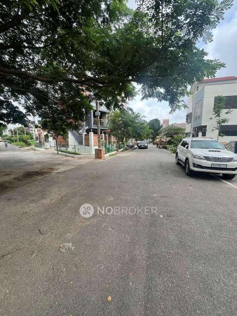 4+ BHK House For Sale  In 12th A Cross Road