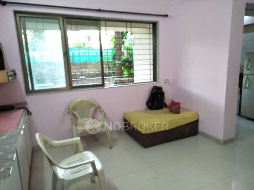 1 BHK Flat In Silver Sands For Sale  In Goregaon West