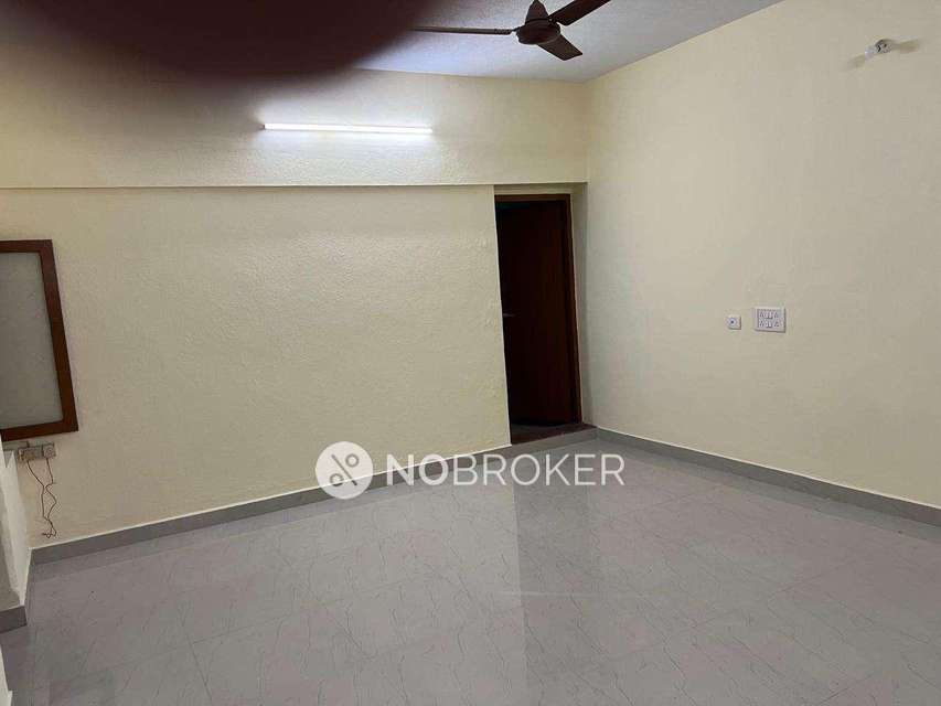 4+ BHK House For Sale  In Taramani