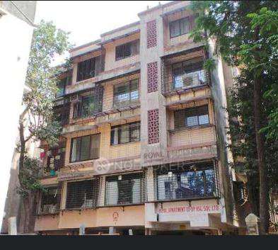 Shared Room for Female In 2 BHK  In Apartment In  Vile Parle East, Vile Parle