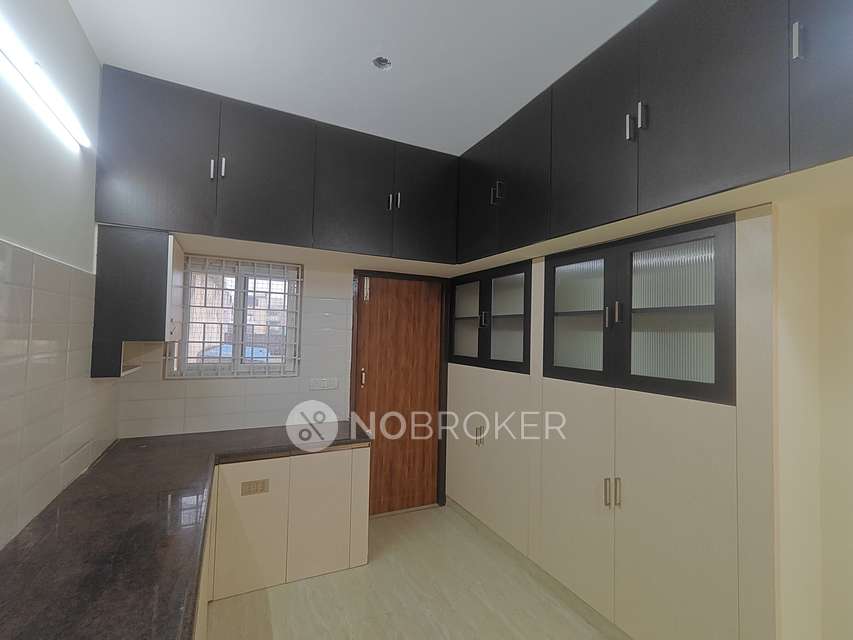 2 BHK Flat In Annai Flats,  For Sale  In Ashok Nagar