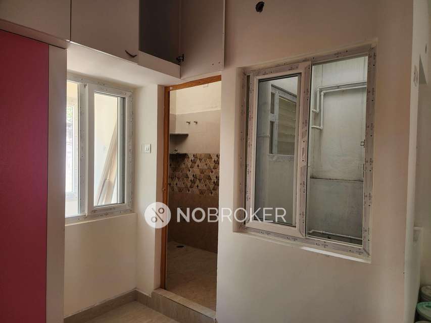 2 BHK Flat In Annai Flats,  For Sale  In Ashok Nagar