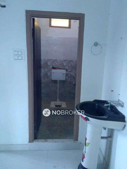 2 BHK Flat In Hari Mitra Apartment For Sale  In Annojiguda