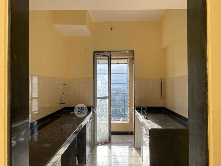 3 BHK Flat In Hubtown Greenwoods For Sale  In Thane West