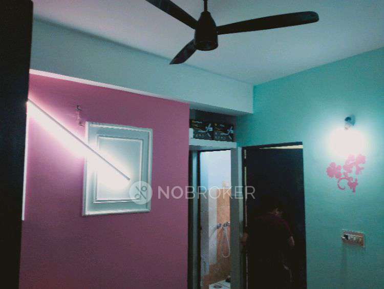 1 BHK Flat In Shriram Apartment for Rent  In Sector 10