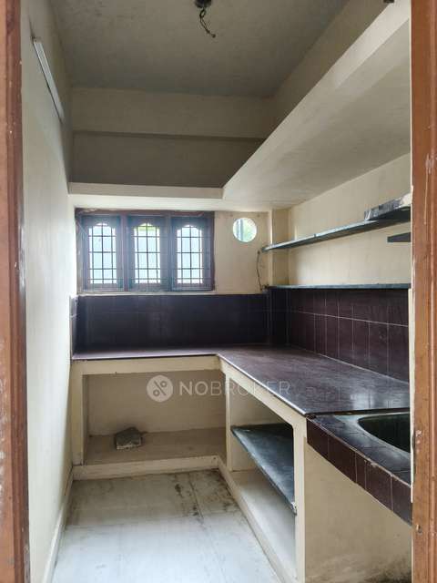 2 BHK House for Rent  In   Perungudi