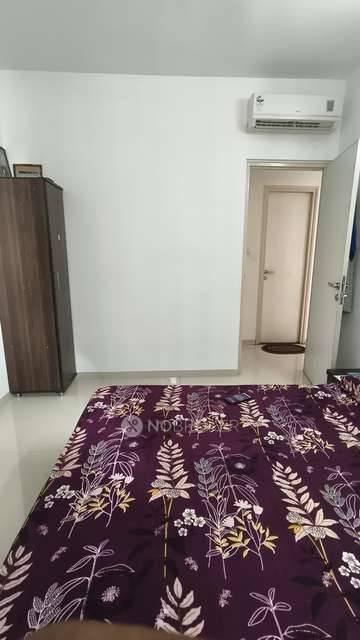 2 BHK Flat In Rustomjee Azziano For Sale  In  Thane West