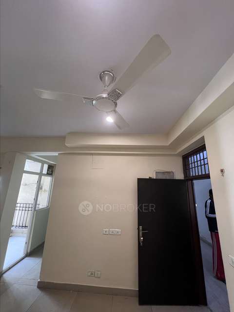 2 BHK Flat In Ajnara Le Garden, Sector 16 For Sale  In Sector 16