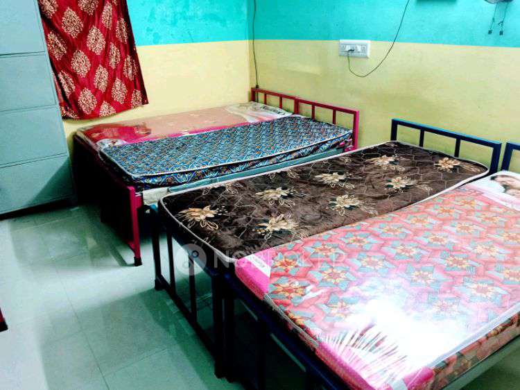 PG for Girls in Karapakkam