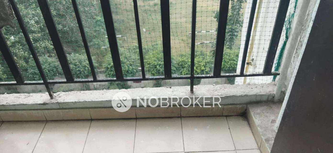 1 BHK Flat In Panchsheel Primrose For Sale  In  Govindpuram