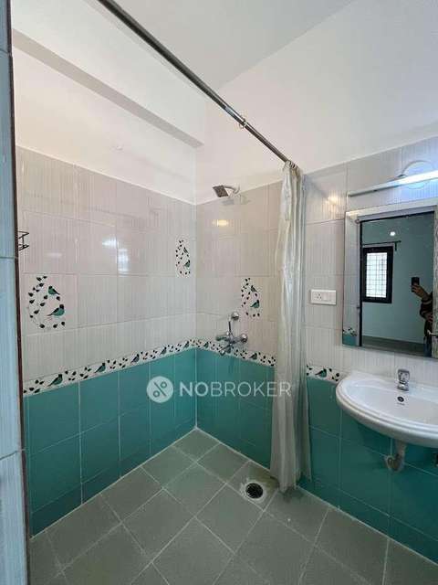 3 BHK Flat In Sri Ram Residency Kondapur For Sale  In Izzathnagar