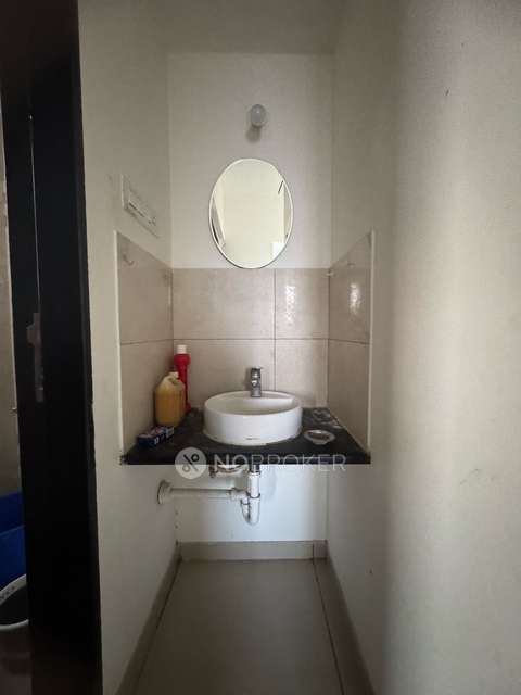 2 BHK Flat In Vilas Yashwin Sukhniwas for Rent  In Maan Road