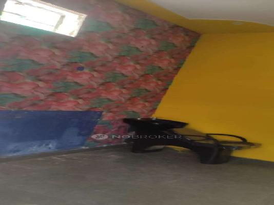 Shop in Govindpuram, Ghaziabad for Rent 