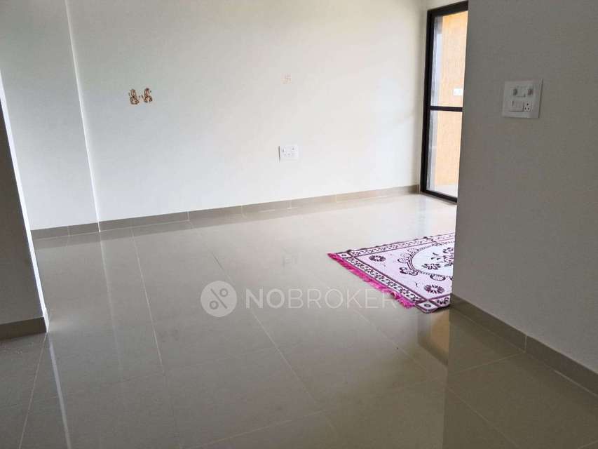 2 BHK Flat In Falcon Tower At Riverview City for Rent  In Loni Kalbhor