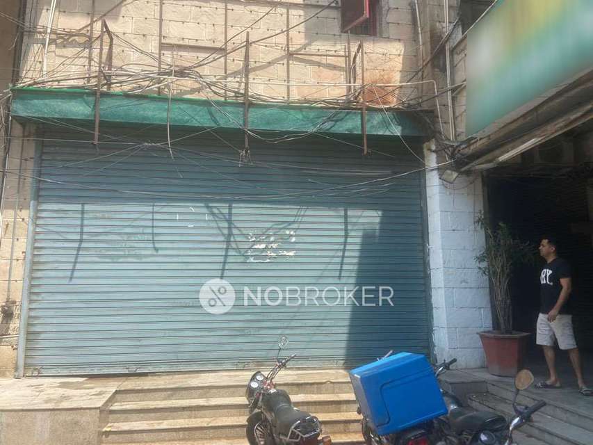 Shop in Malviya Nagar, Delhi for Rent 
