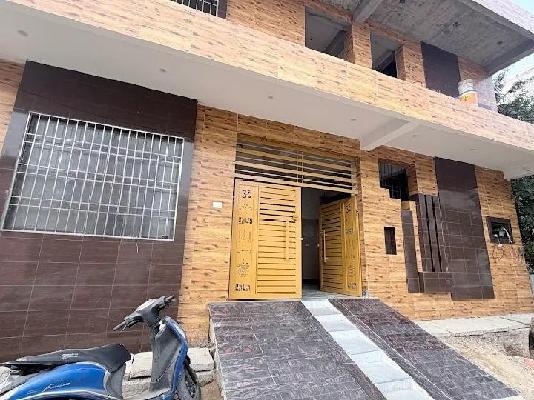 PG for Boys in New Industrial Township