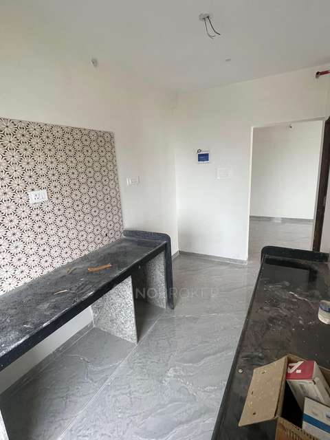 2 BHK Flat In Siddharth Nagar Chs Goregaon For Sale  In Goregaon West