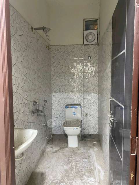 4 BHK Flat In Zeenath Hiegst For Sale  In Mehdipatnam