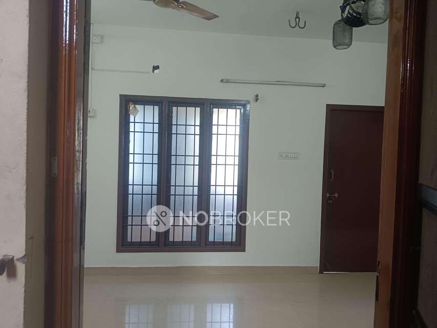 3 BHK Flat In Akshaya Apartment For Sale  In  West Mambalam