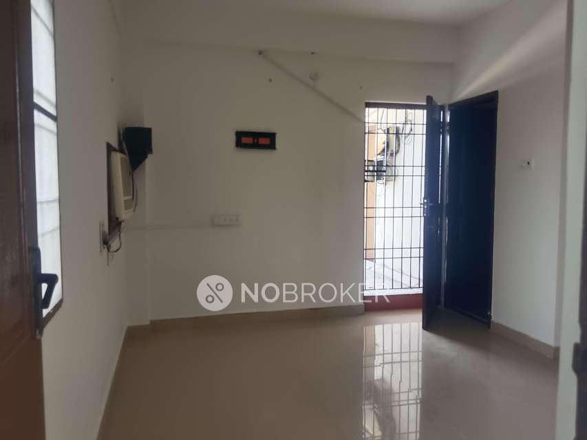 3 BHK Flat In Akshaya Apartment For Sale  In  West Mambalam