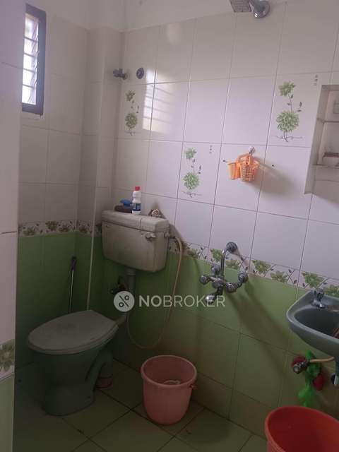 3 BHK Flat In Akshaya Apartment For Sale  In  West Mambalam