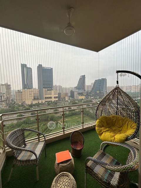 3 BHK Flat In Gaur Saundrayam For Sale  In Iteda