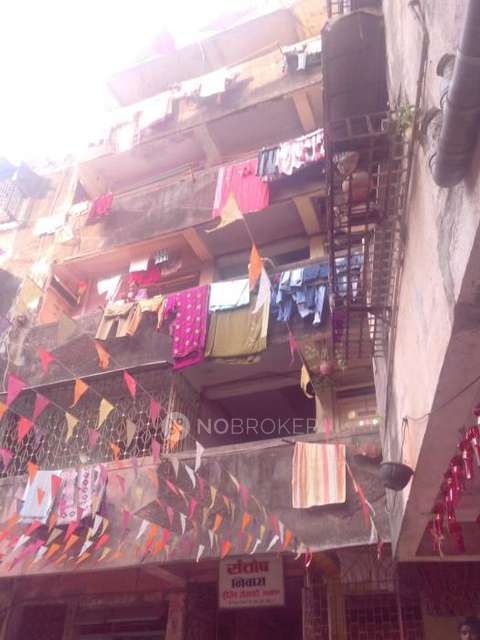 1 RK Flat In Santosh Niwas For Sale  In Thane West