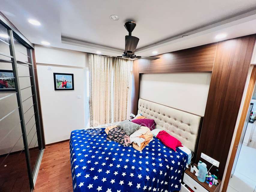 3 BHK Flat In Slv Pragathi Amber, Electronic City For Sale  In Electronic City