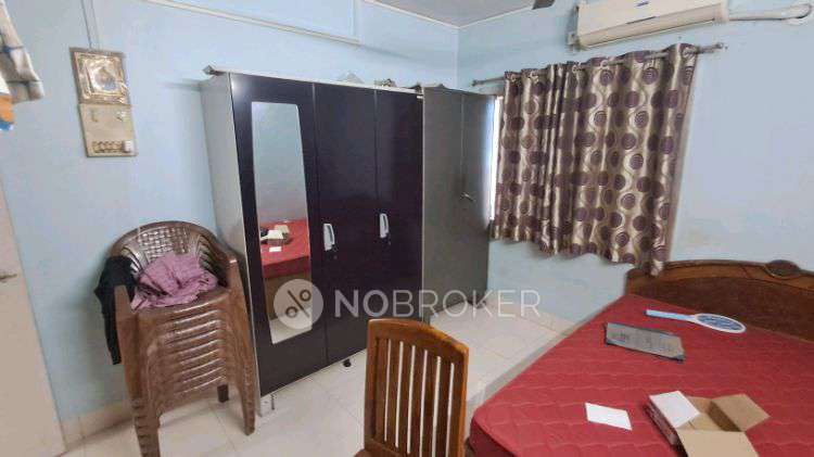 2 BHK Flat In Shree Shakti Apartment For Sale  In Khar West