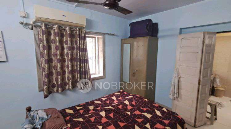 2 BHK Flat In Shree Shakti Apartment For Sale  In Khar West