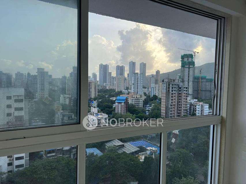 1 BHK Flat In Excellente, Mulund West For Sale  In Mulund West