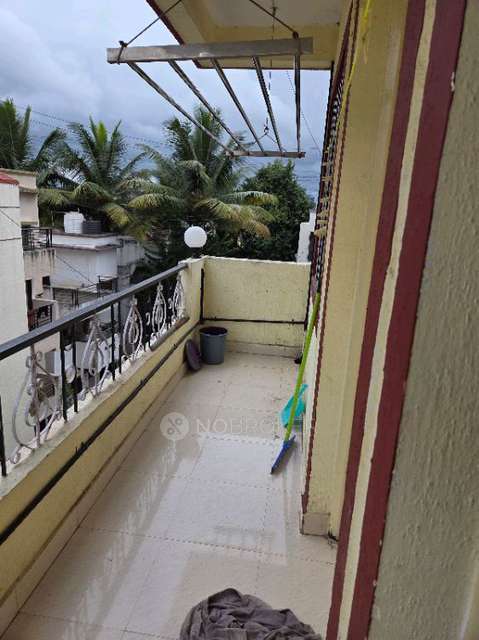 Shared Room for Male In 1 BHK  In Ashtvinak Building In Mk Chowk