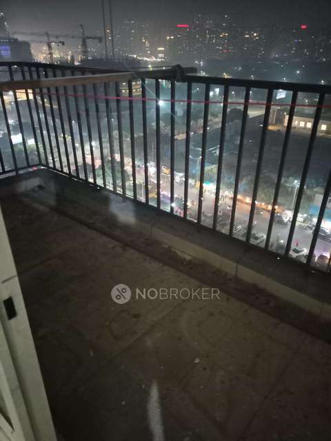 2 BHK Flat In Panchsheel Green 1 For Sale  In Sector 16b