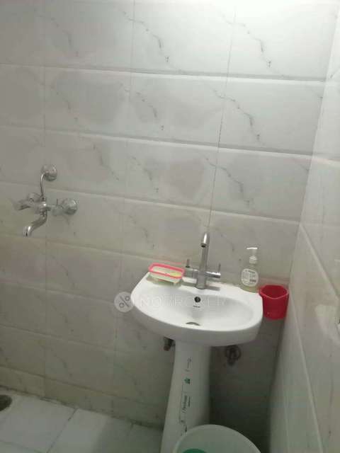 2 BHK Flat In Panchsheel Green 1 For Sale  In Sector 16b