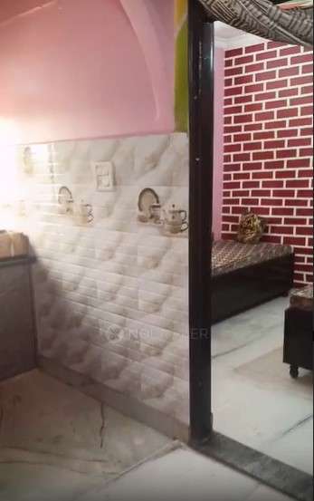 3 BHK Flat In Standalone Building  for Rent  In Subzi Mandi