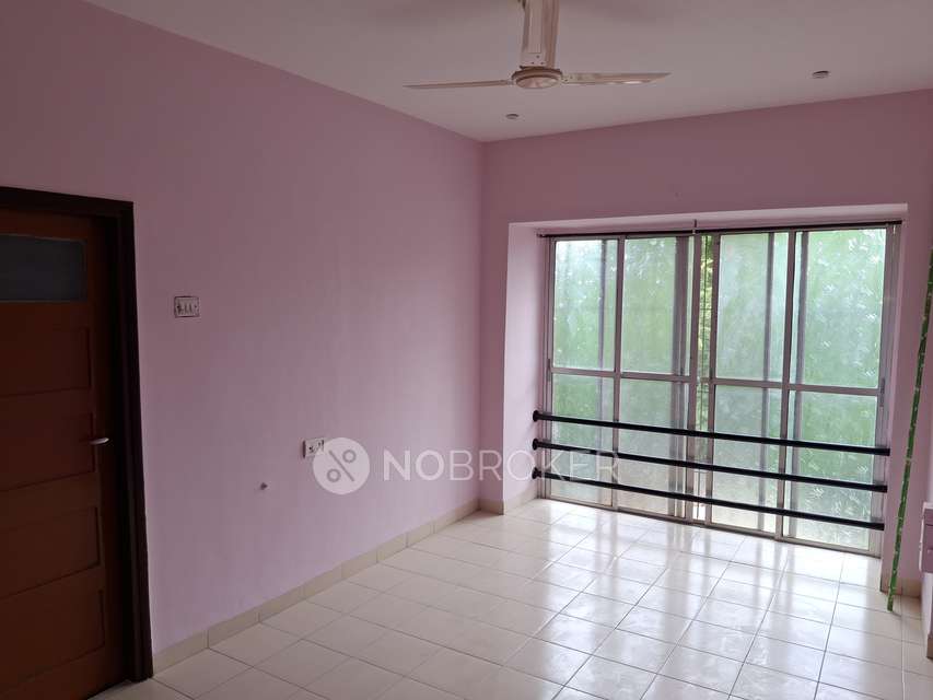 2 BHK Flat In Raheja Gardens, Wanwadi for Rent  In Wanwadi