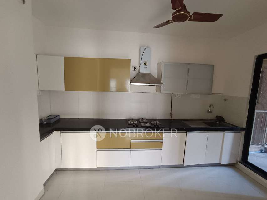 2 BHK Flat In Pride World City,  For Sale  In Charholi Budruk