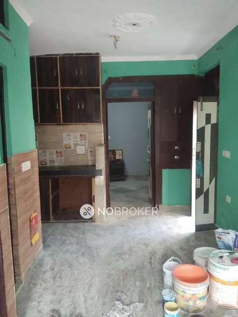 1 RK Flat for Rent  In Sector 48